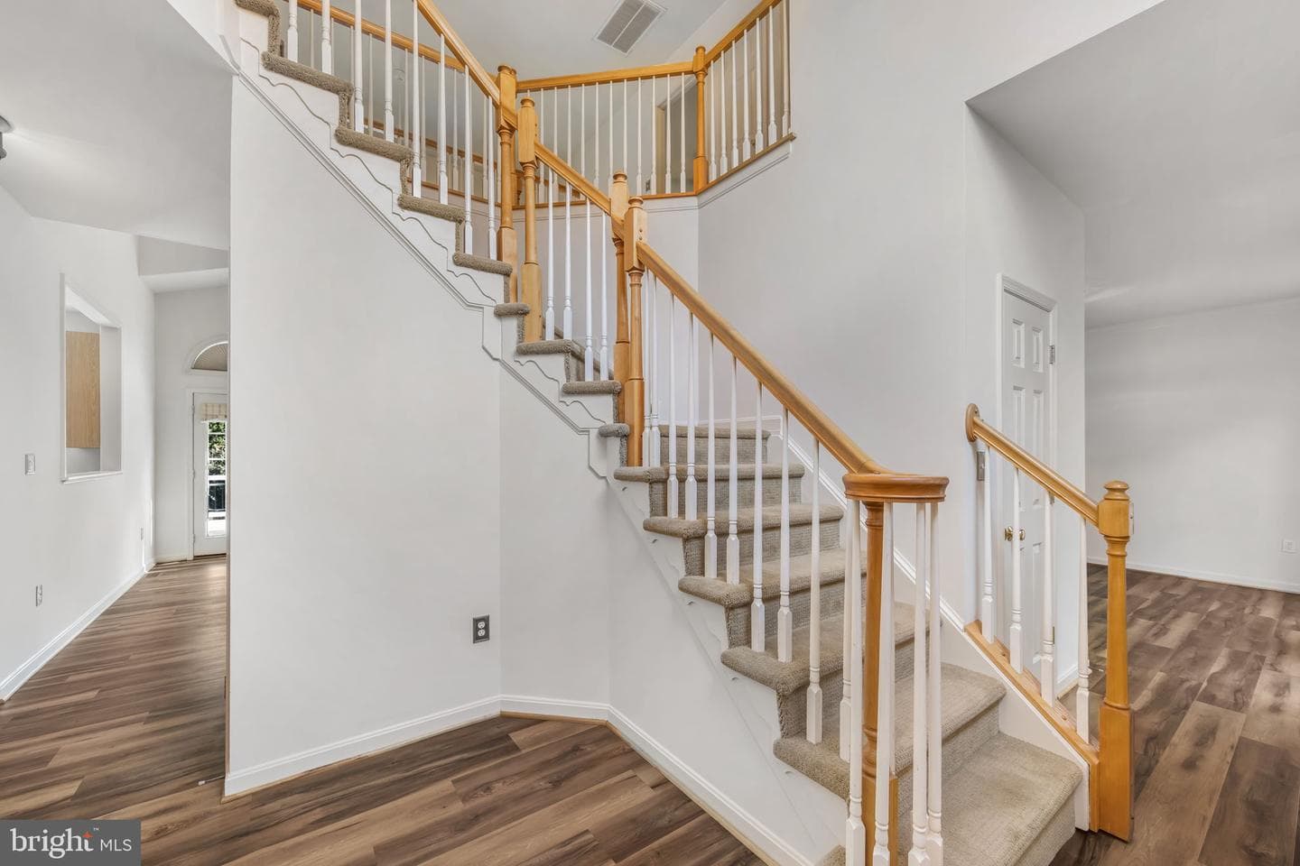 4318 Bridlepath Court photo 4