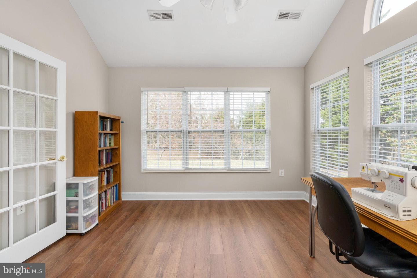 6357 Autumn Leaf Circle photo 13