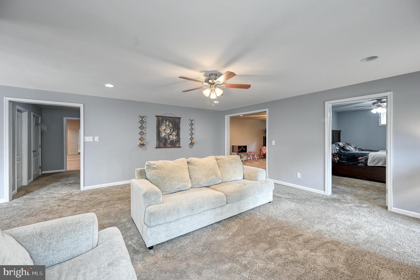 9490 Vanreenan Way photo 52