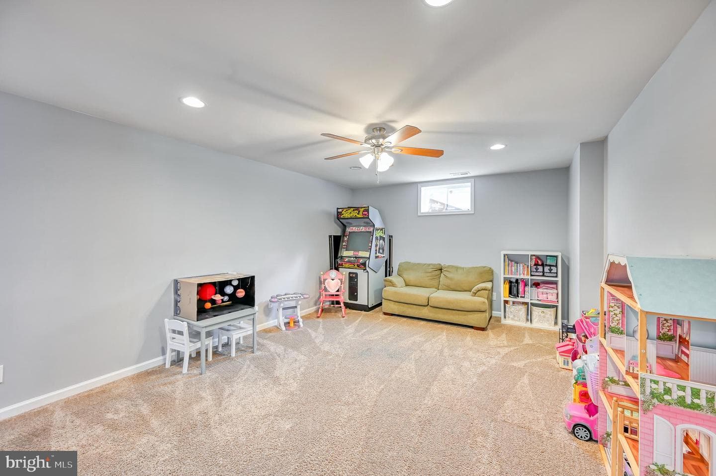 9490 Vanreenan Way photo 56