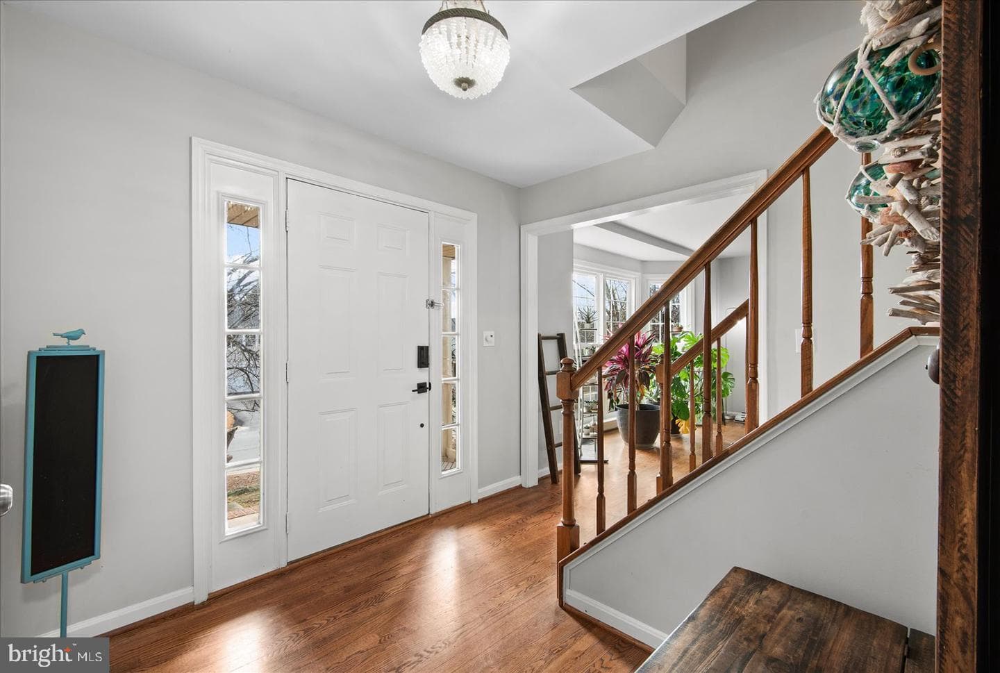 10511 Watford Lane photo 6