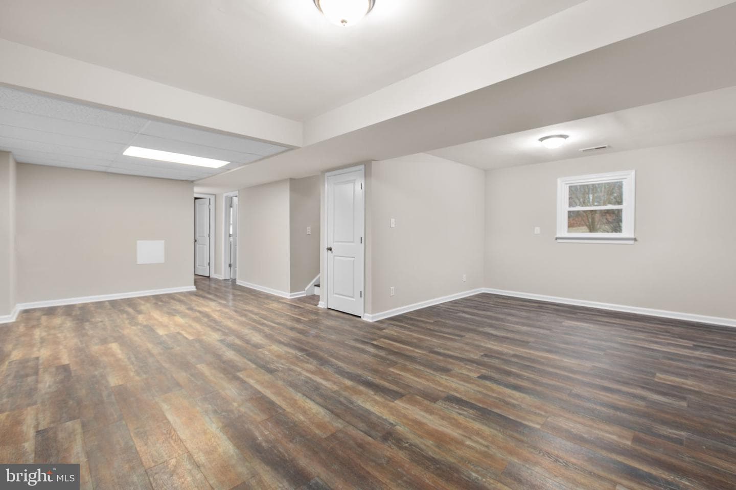 433 Albany Street photo 21