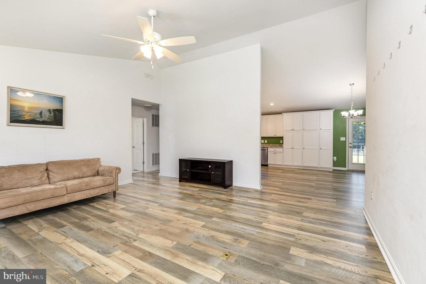 5428 Ridge Road photo 9
