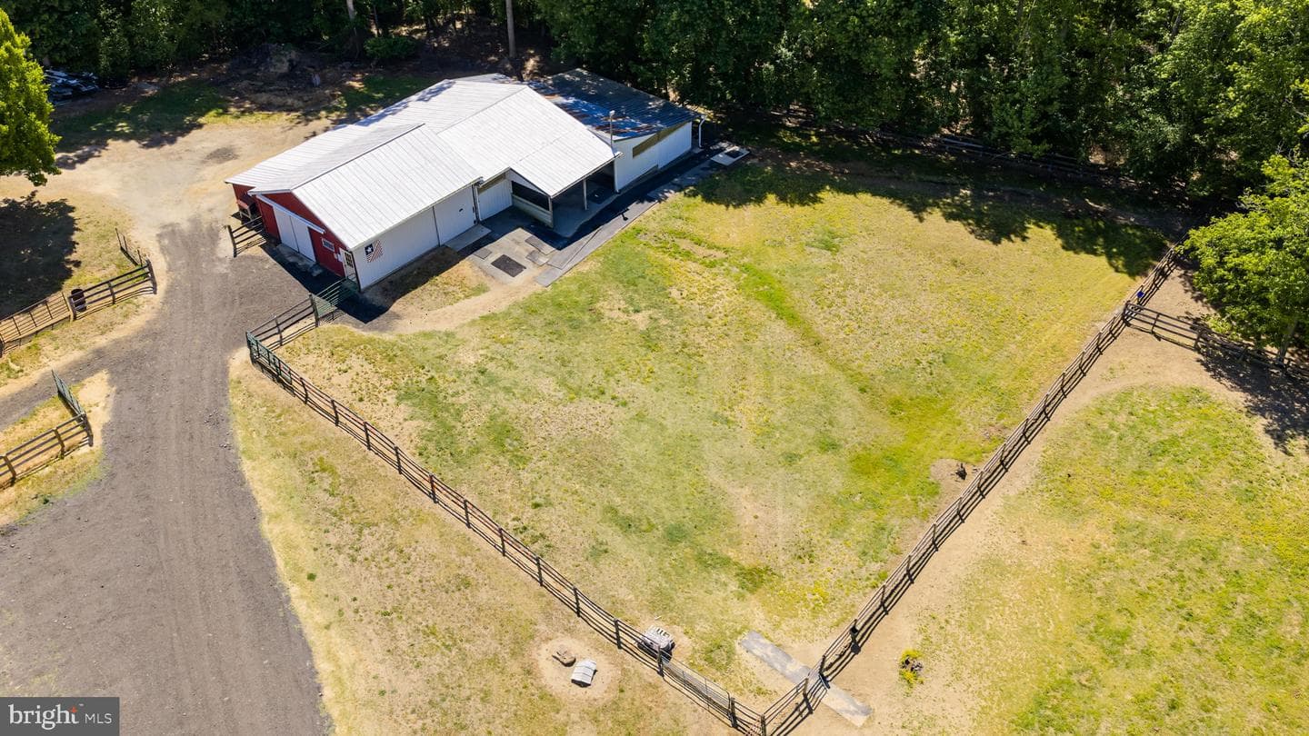 5 Appaloosa Drive photo 113