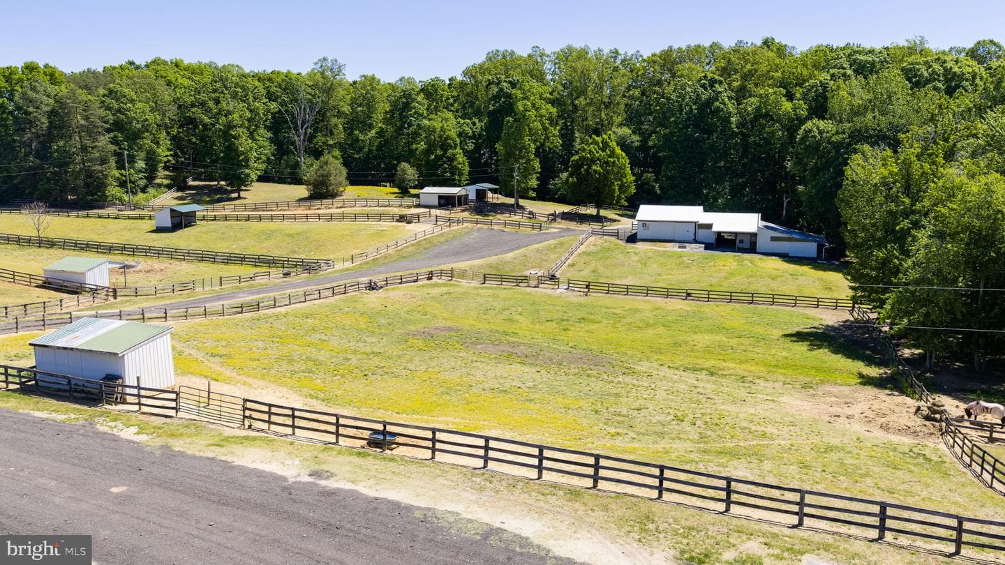 5 Appaloosa Drive photo 97