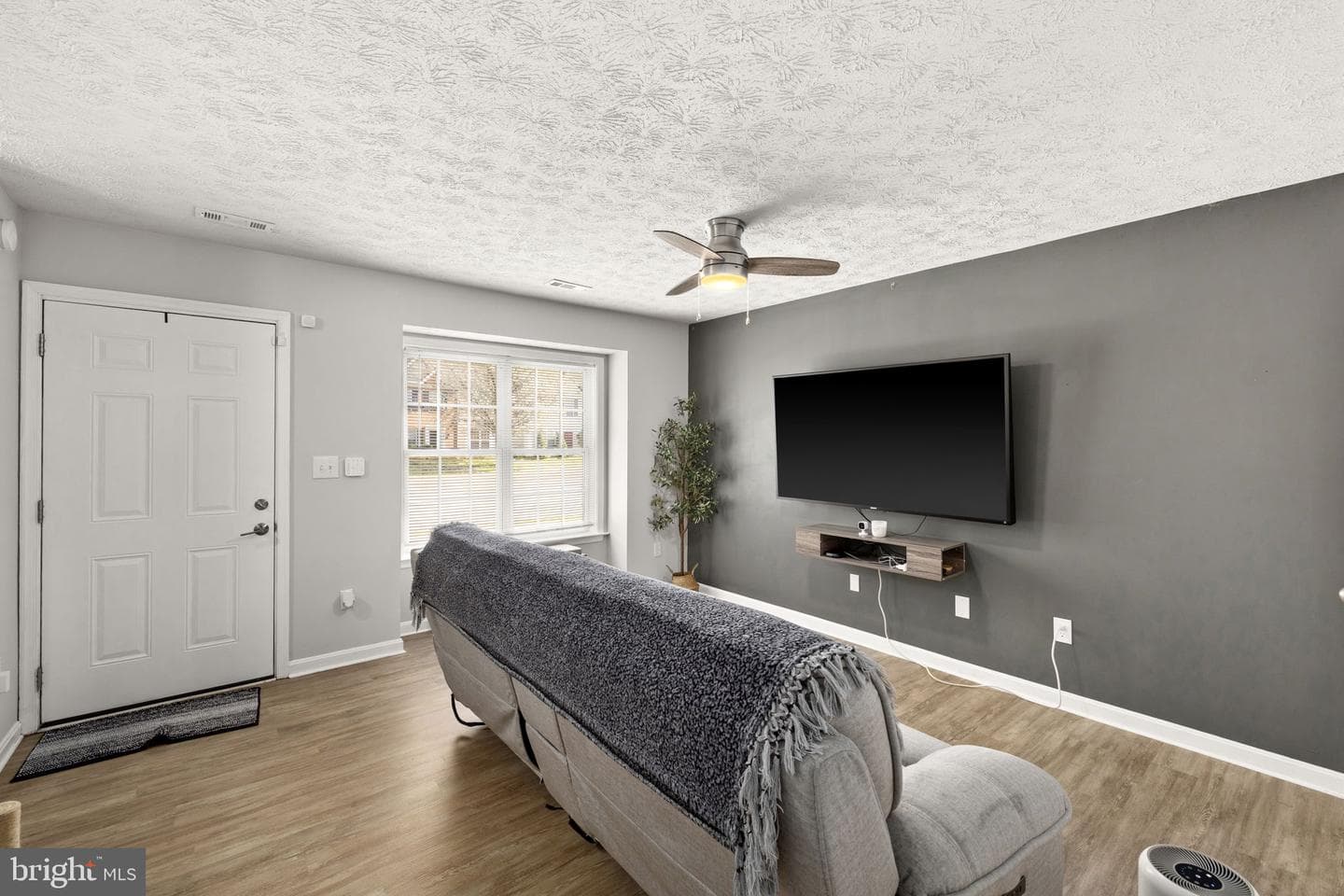 10612 Boxmeer Court photo 9