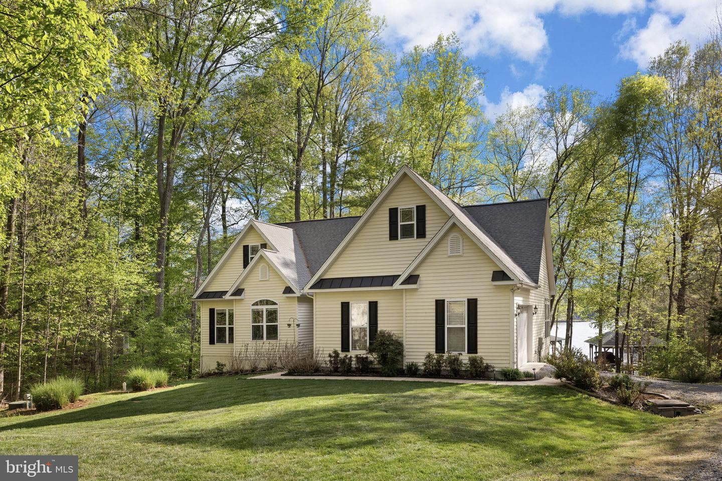 6808 John Taylor Lane photo 3