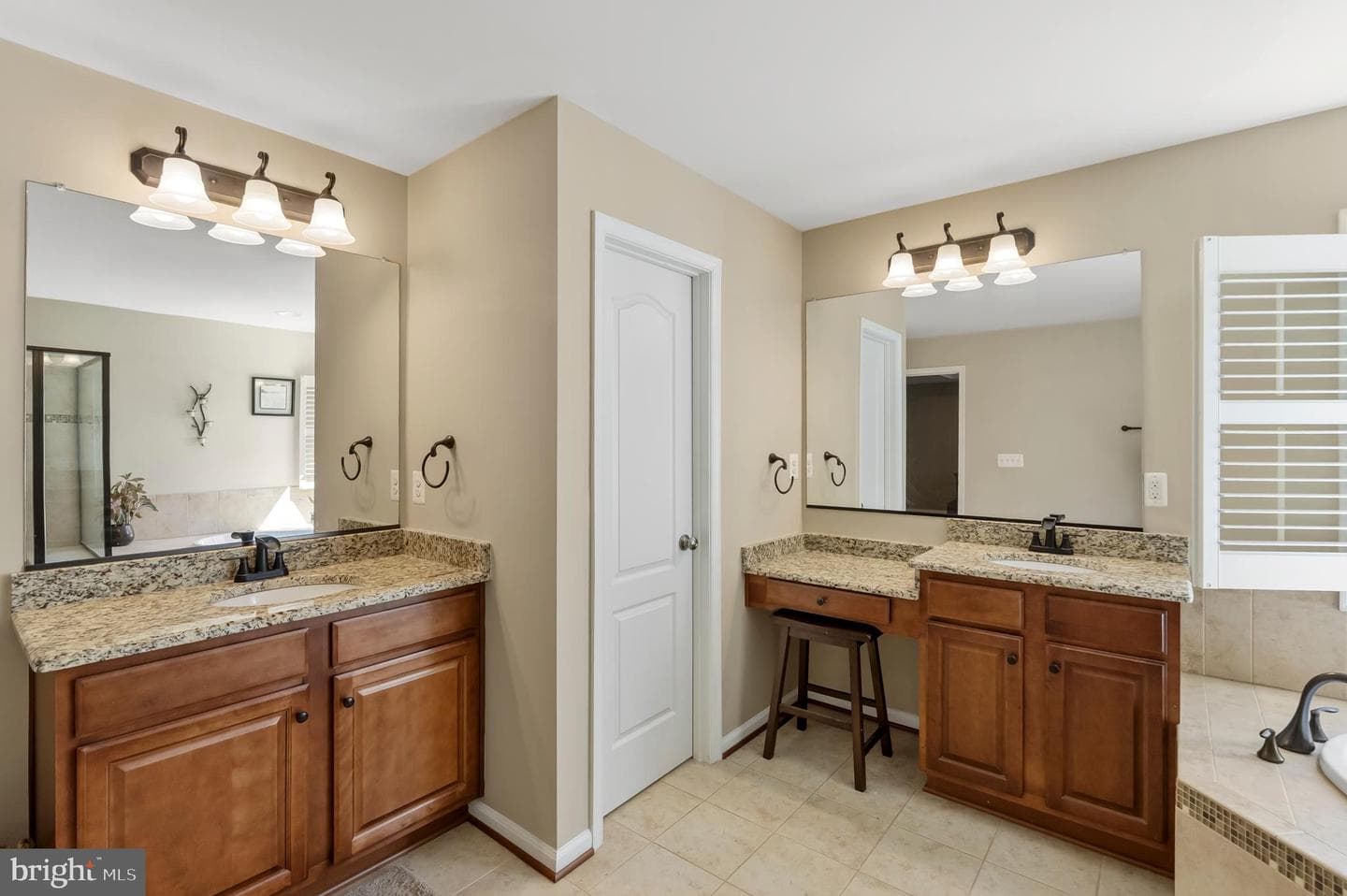 10502 Turning Leaf Lane photo 35