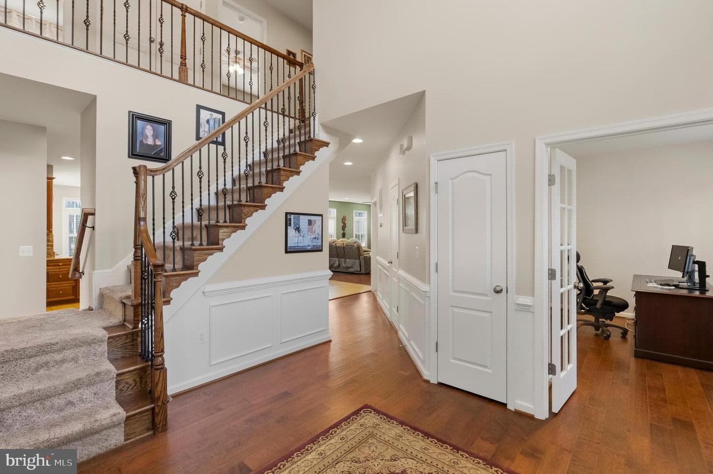 10502 Turning Leaf Lane photo 4