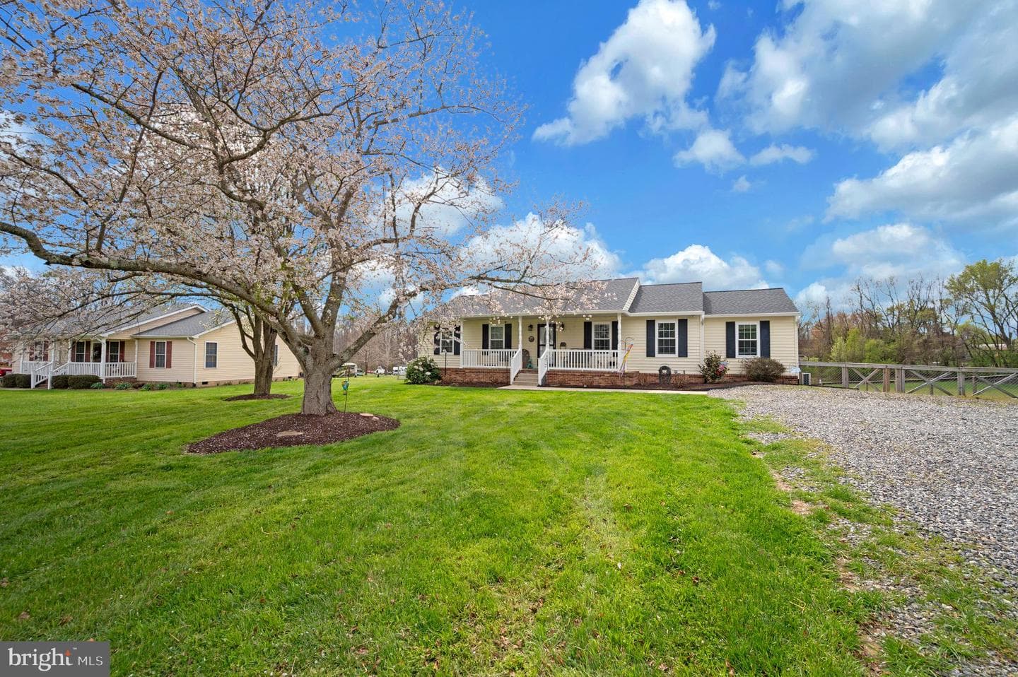 9504 Quail Meadows Drive photo 35