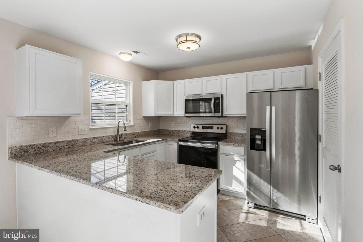 9928 Matti Hill Court photo 12