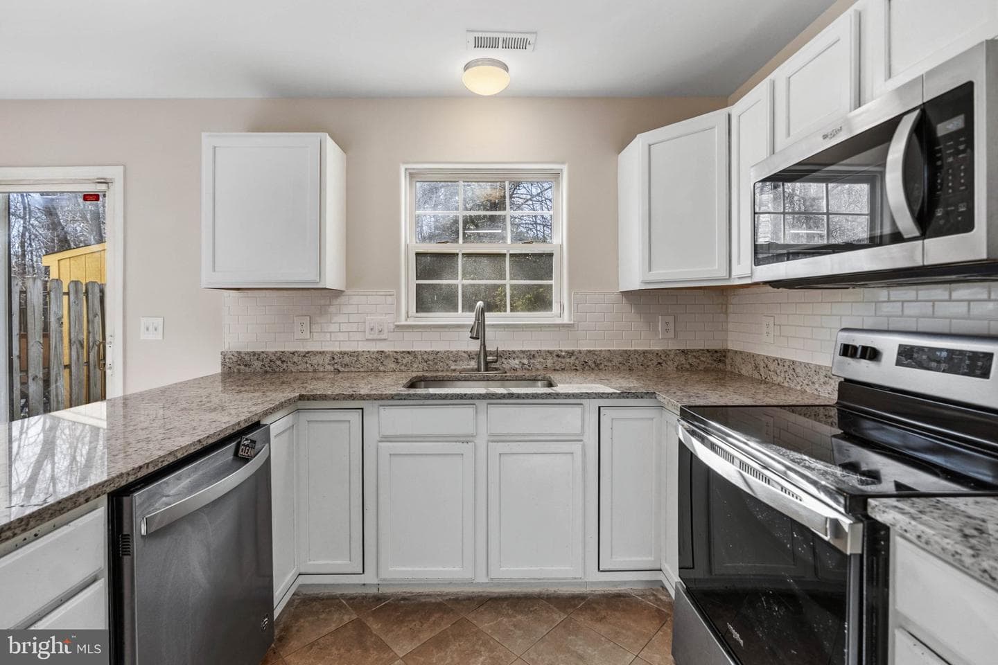 9928 Matti Hill Court photo 13