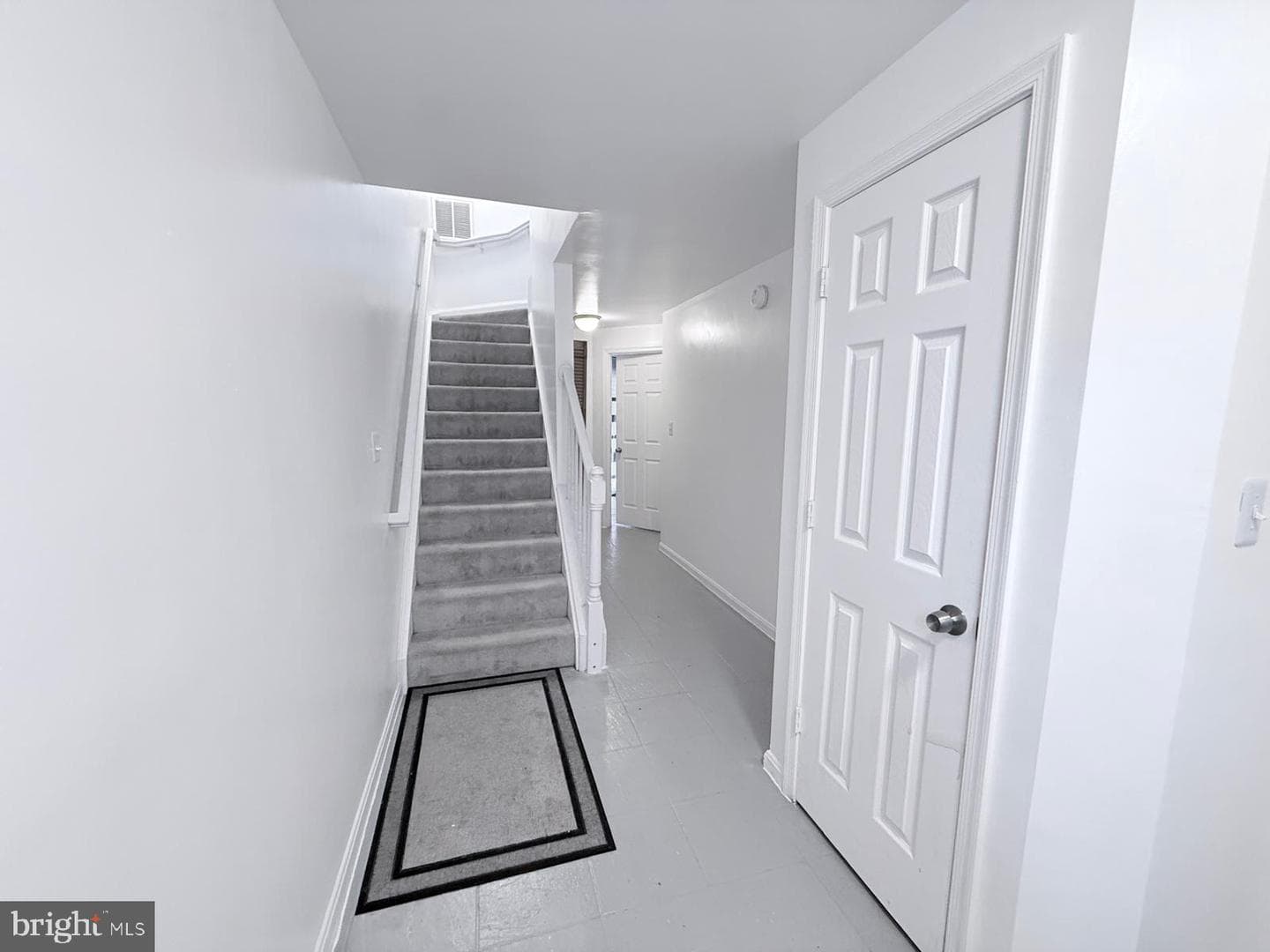 11203 Kings Crest Court photo 15
