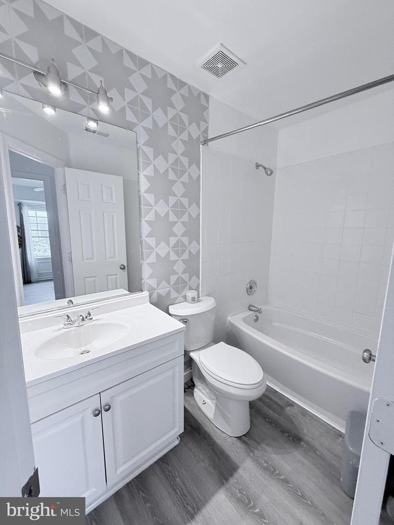 11203 Kings Crest Court photo 49