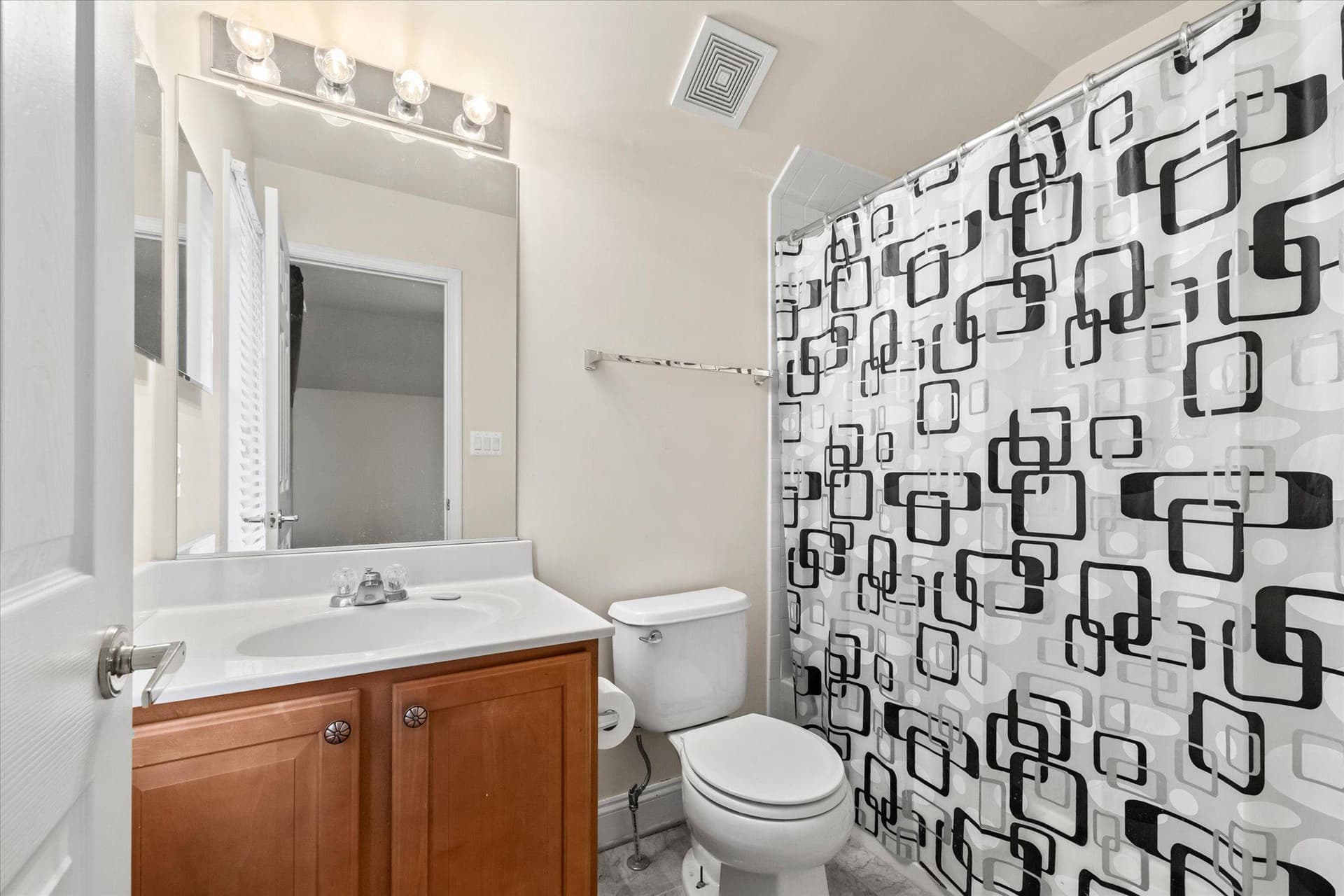 5327 W Philippi Place photo 39
