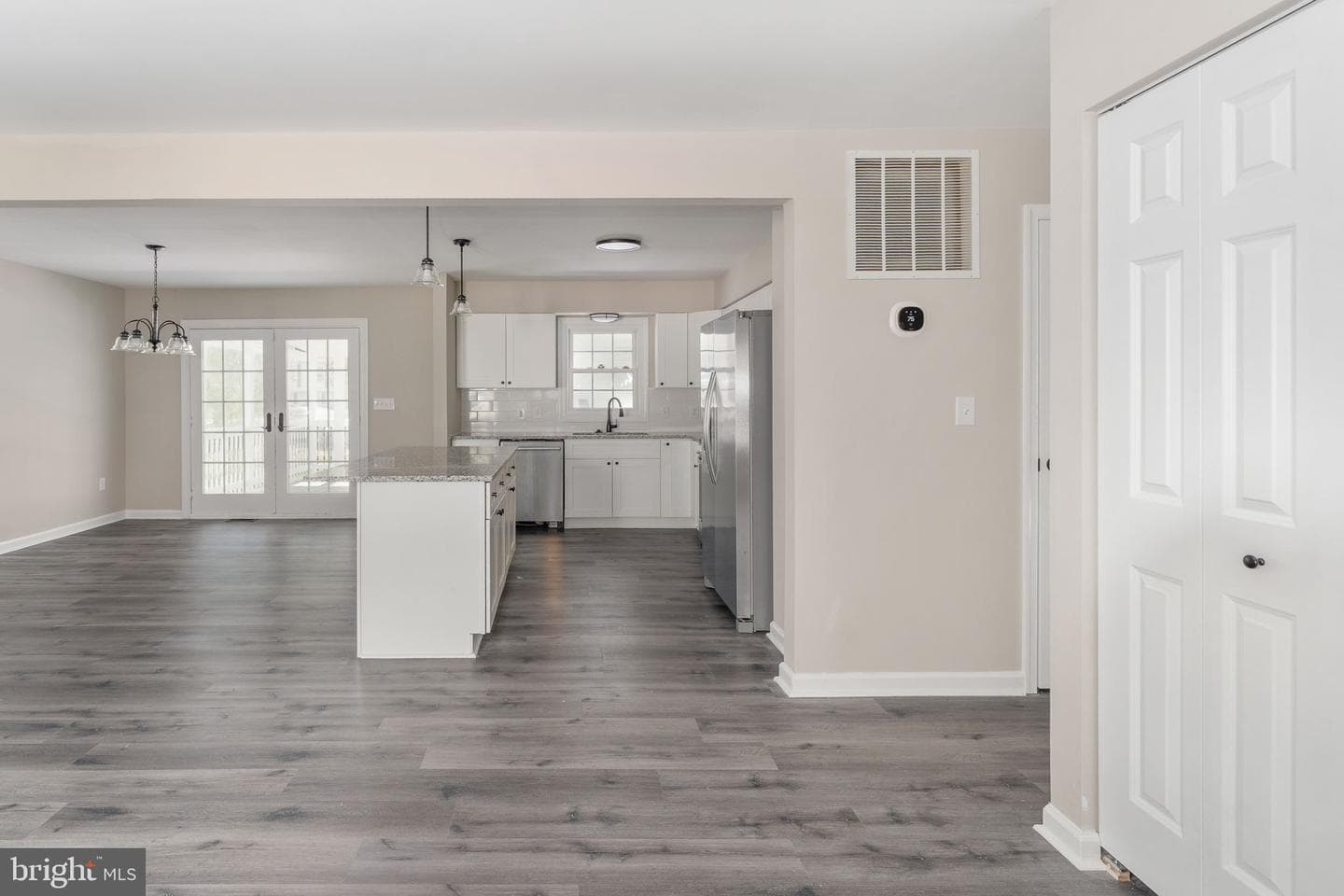 11600 Creeks View Drive photo 3