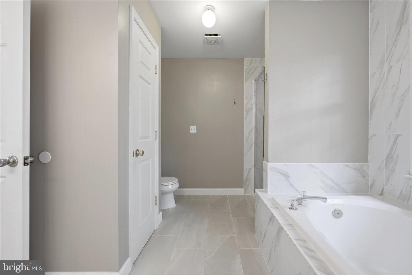 5811 Glen Eagles Drive photo 46