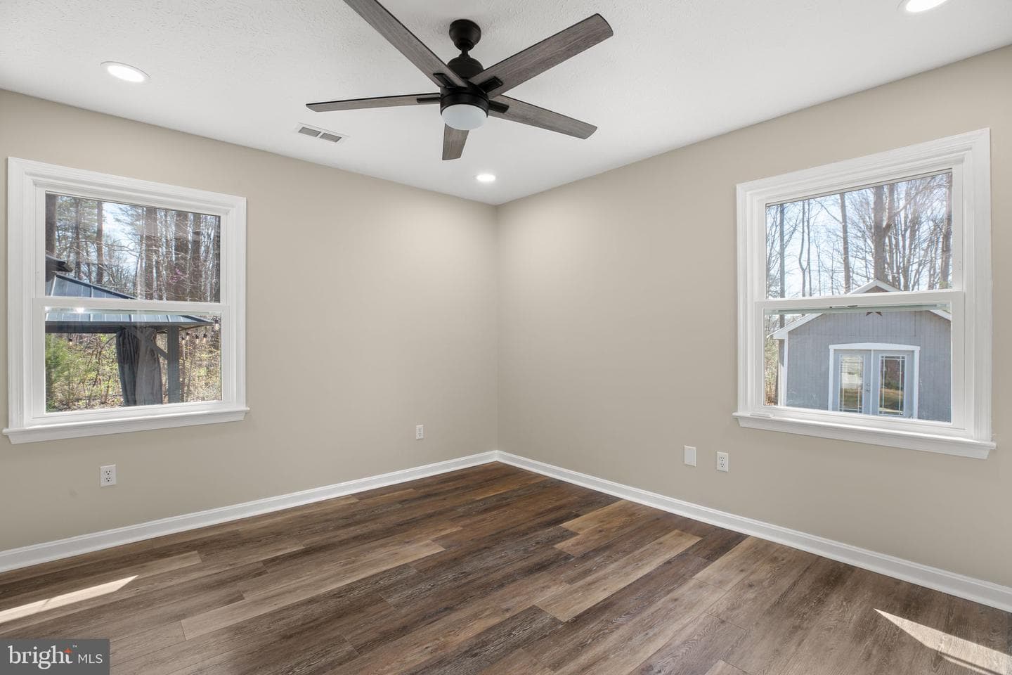 10354 Swift Road photo 29