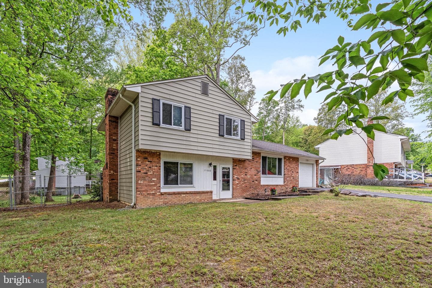 11000 Meadowlark Lane photo 2