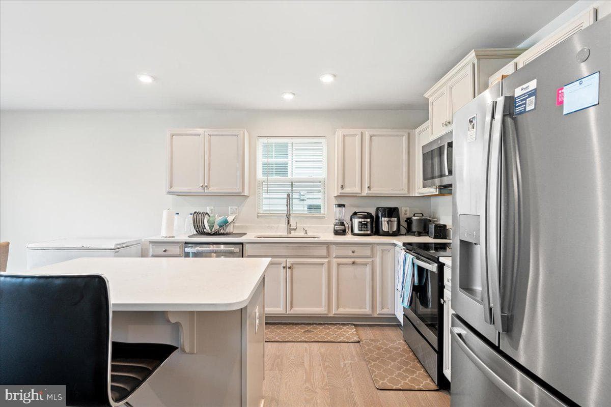 7609 Loughton Lane photo 21