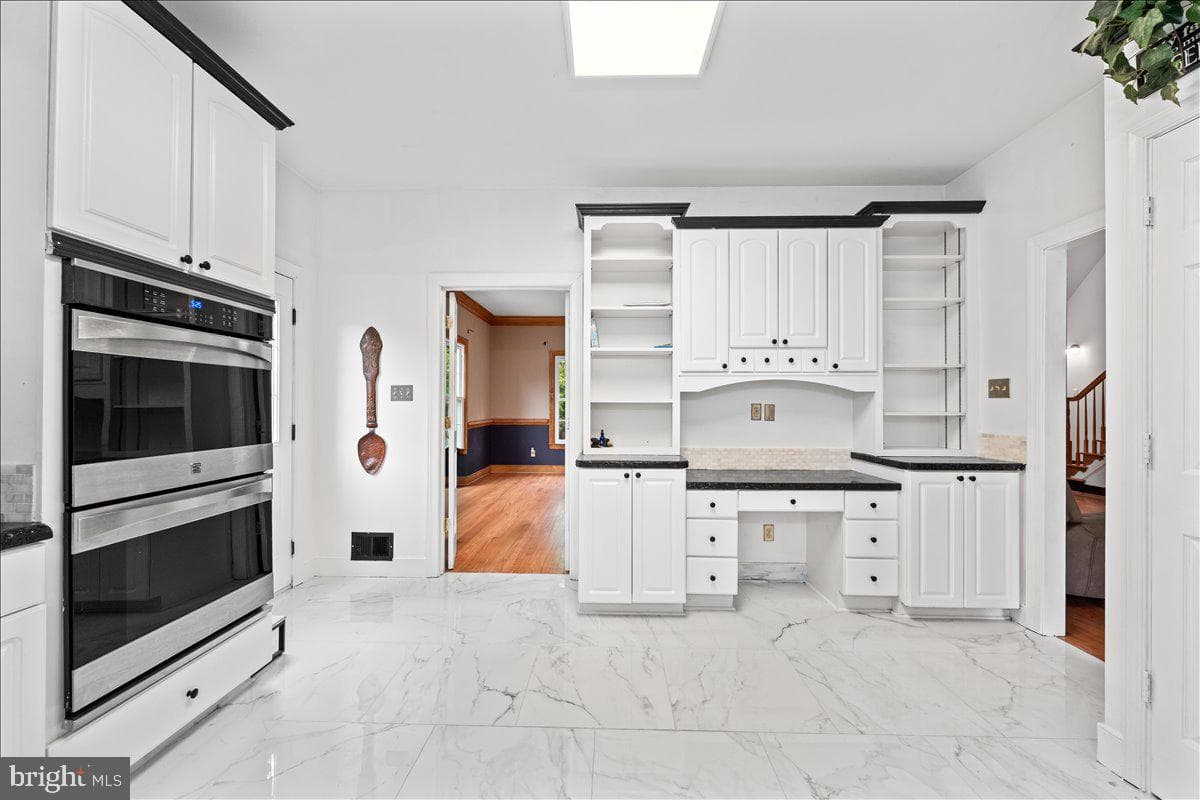 7403 Barrister Court photo 28