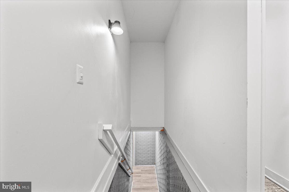 7403 Barrister Court photo 38