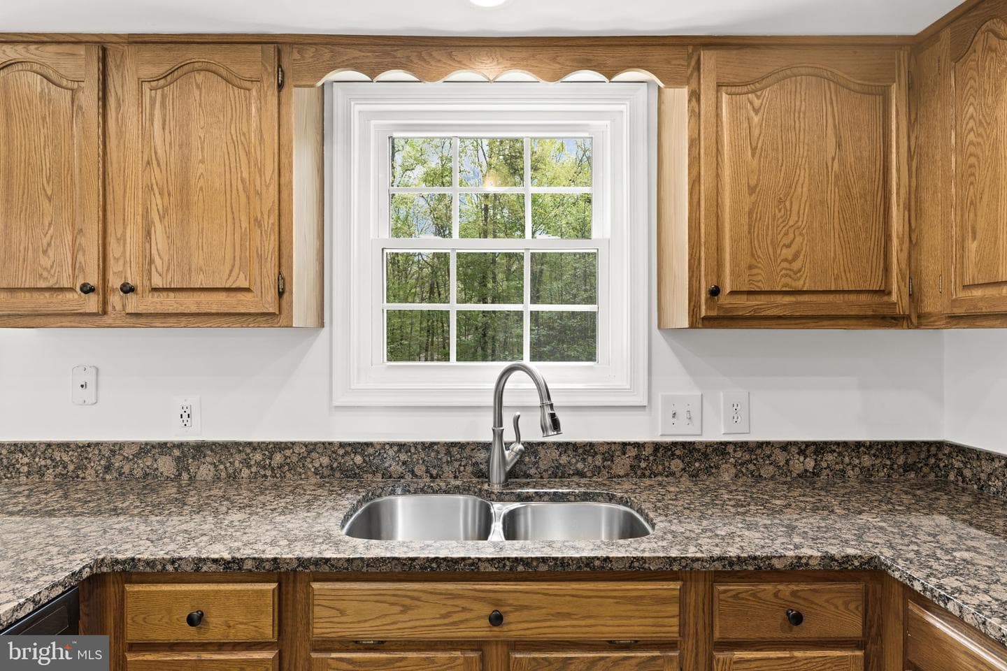 7300 River Road photo 15