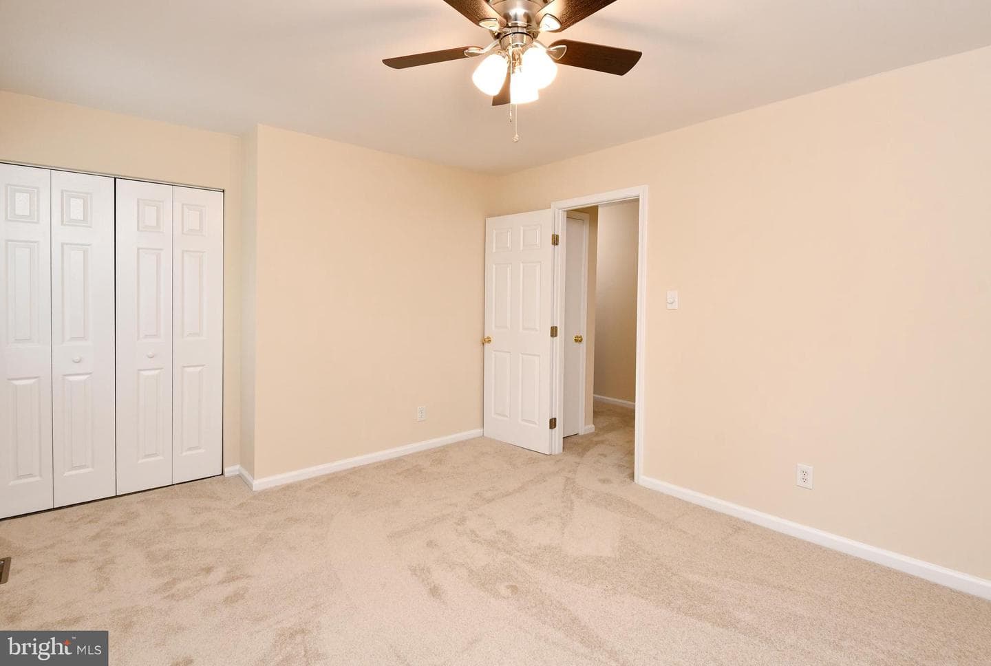 303 Olde Greenwich Drive photo 12
