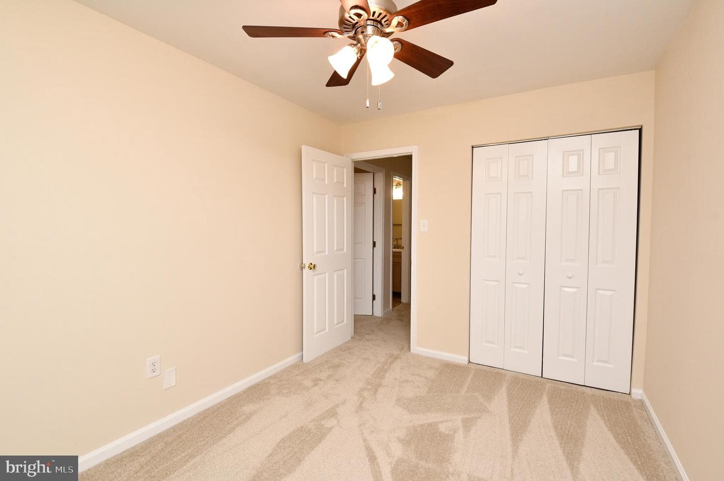 303 Olde Greenwich Drive photo 8