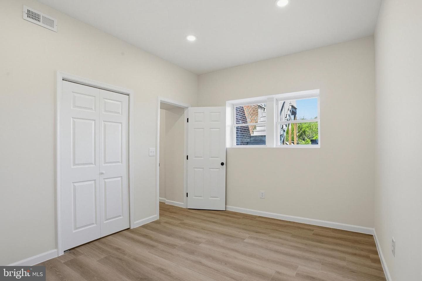 4205 Amelia Drive photo 22