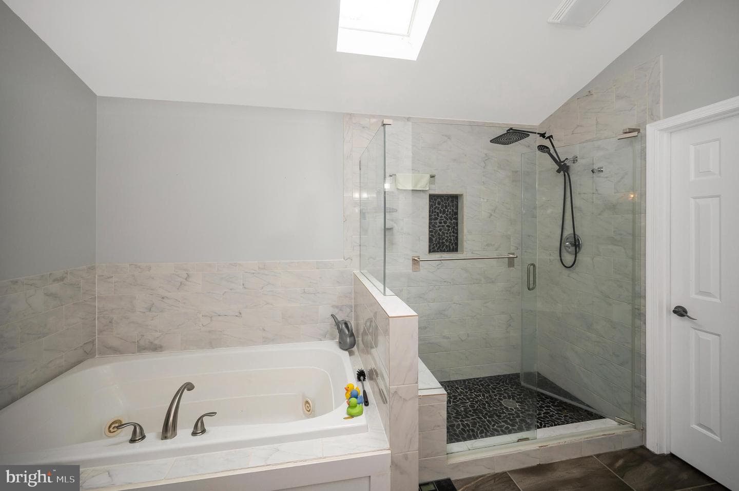 8125 Lee Jackson Circle photo 33
