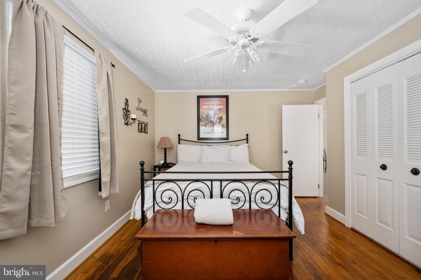 120 Mclaws Street E photo 24