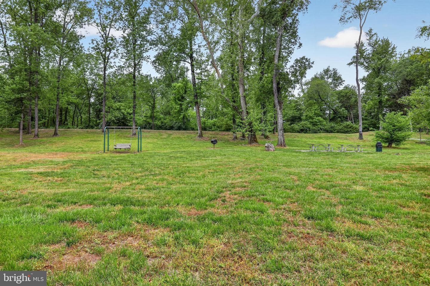 2110 Champions Way photo 34