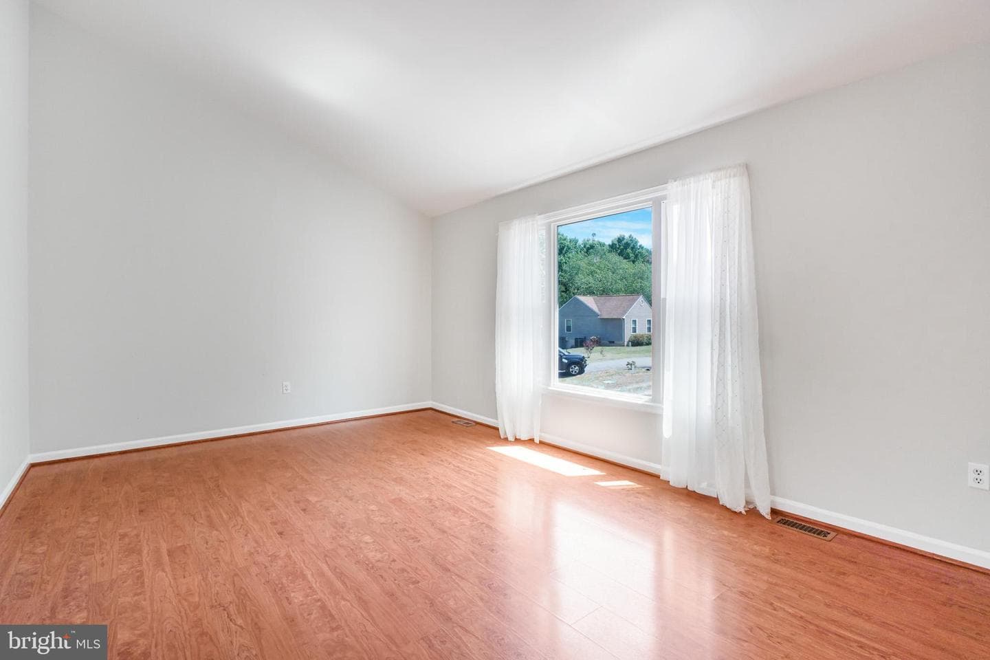 11615 Kenton Drive photo 12