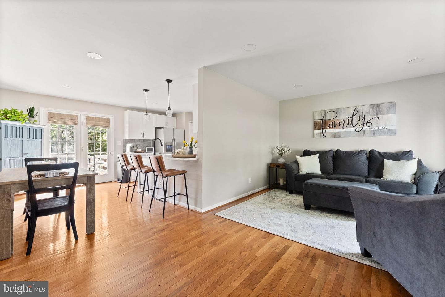 8811 Kent Court photo 13