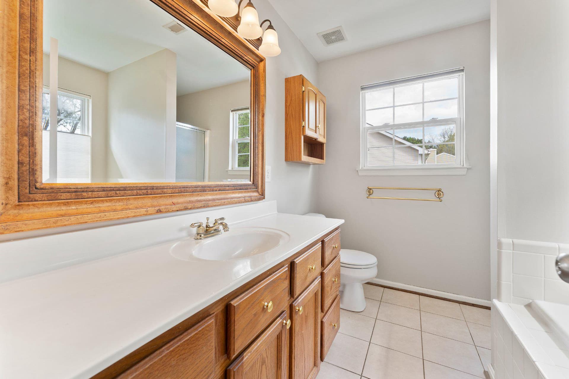 8811 Kent Court photo 16