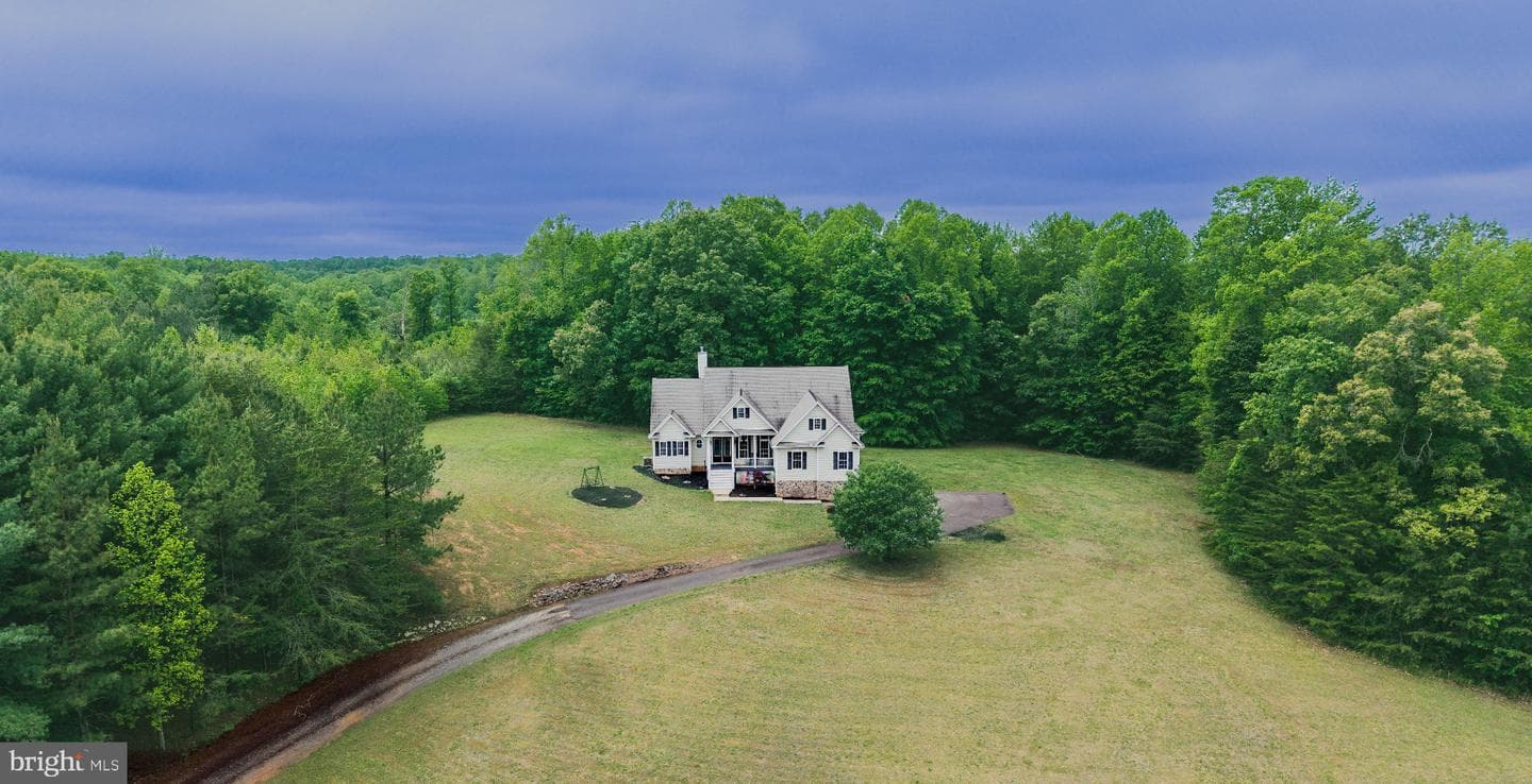 6315 Little Acres Lane photo 4