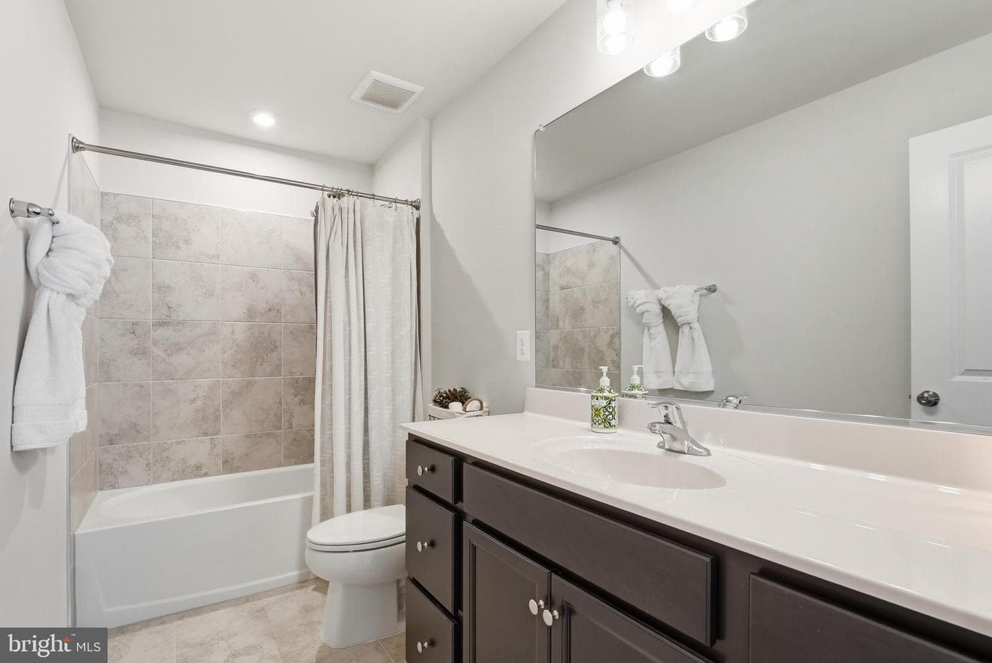 6520 Wild Orchid Court photo 34