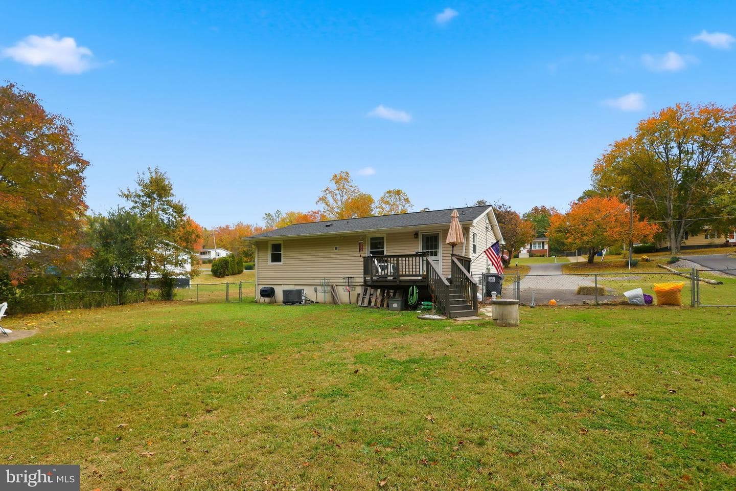 11006 Doe Circle photo 21