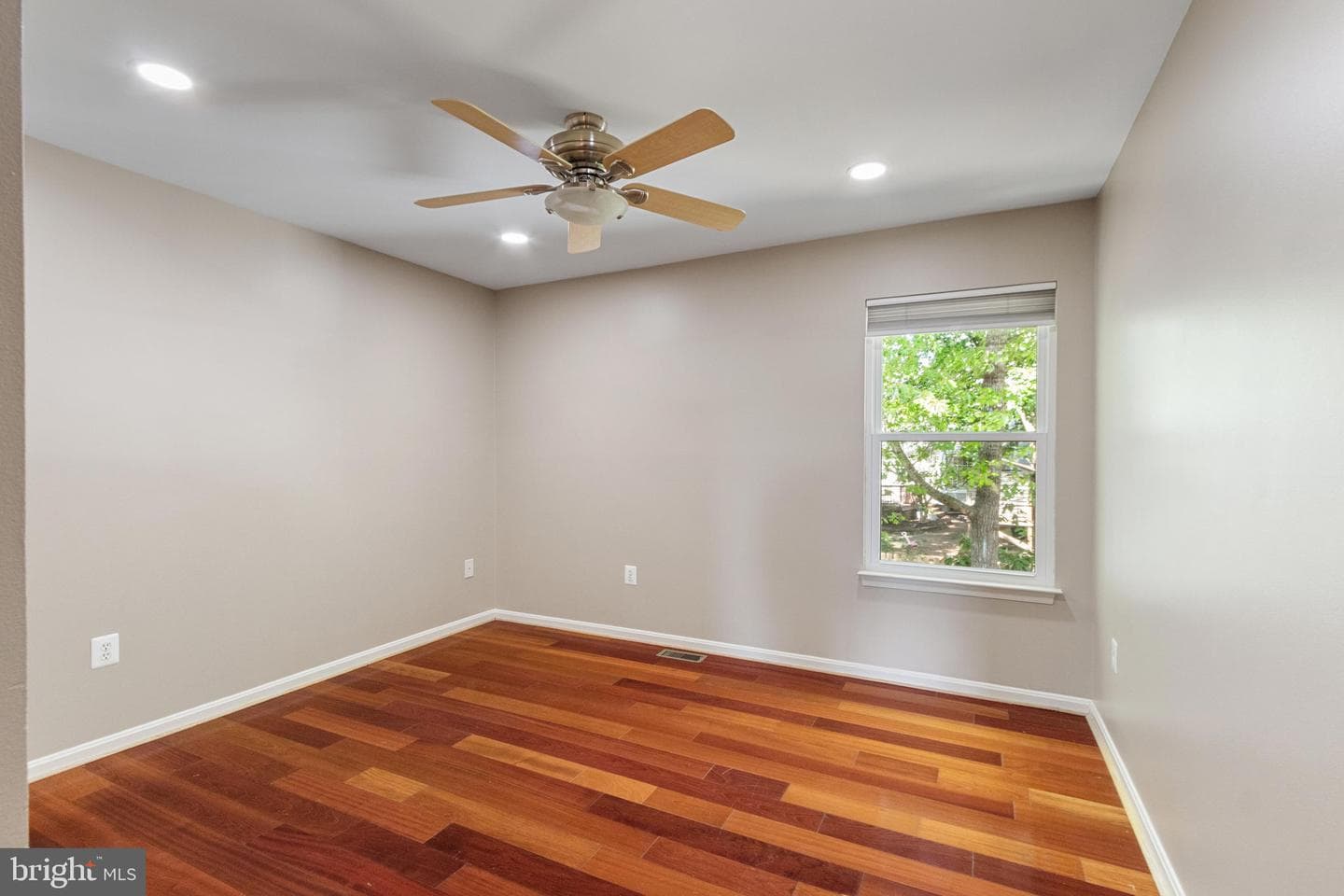 11704 Exeter Court photo 24