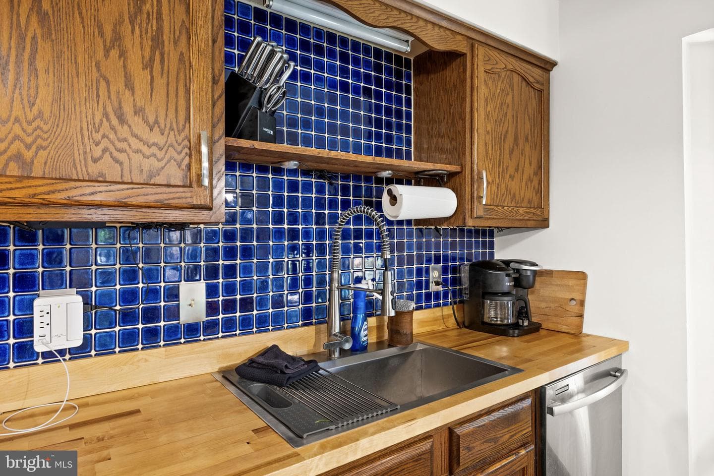 228 Morgan photo 18