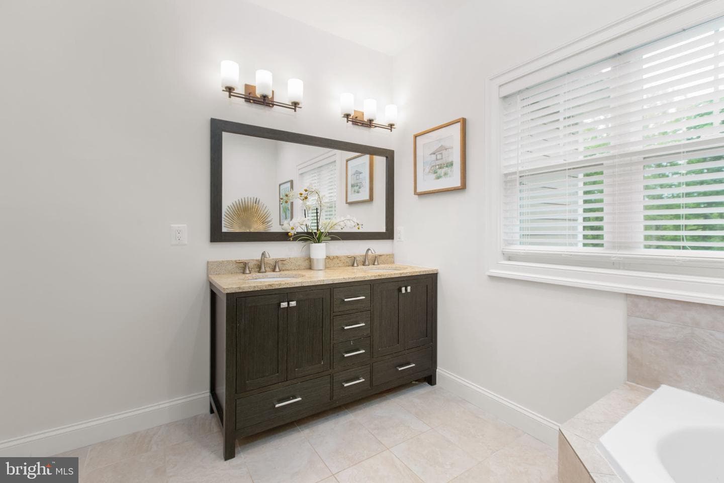11205 Amabell Drive photo 32