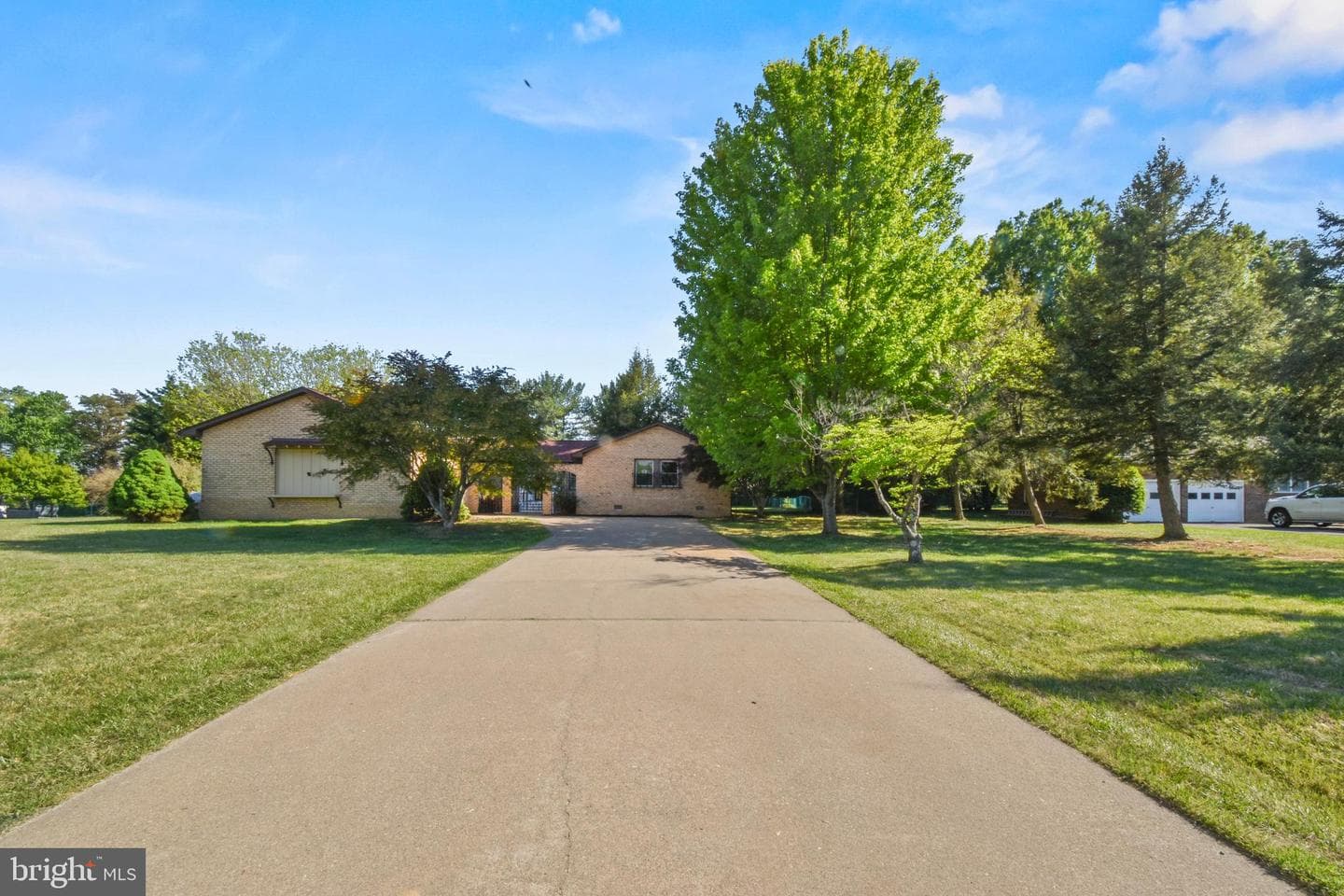 4014 Bonnie Brae Court photo 2