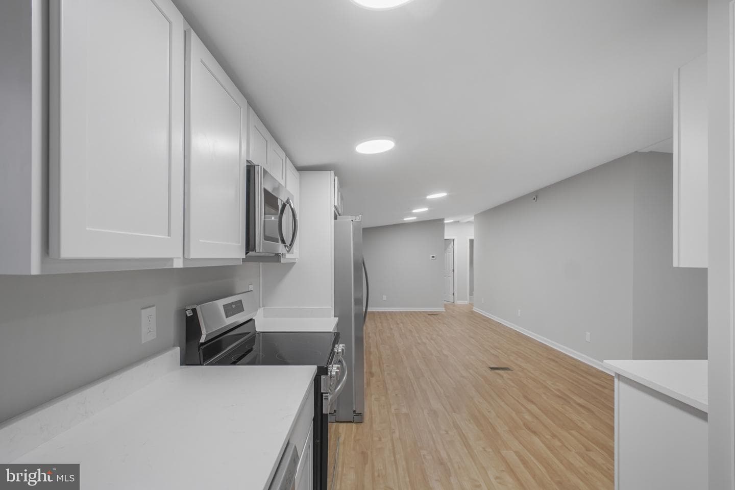 5003 Holly Drive photo 11