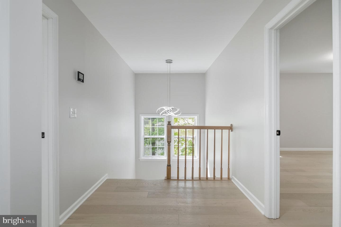 7905 E E Robert E Lee Court photo 22