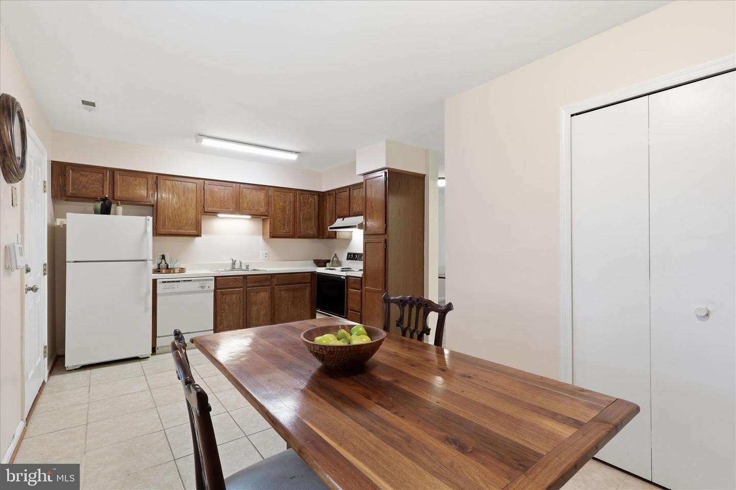 5163 Dominion Drive photo 8