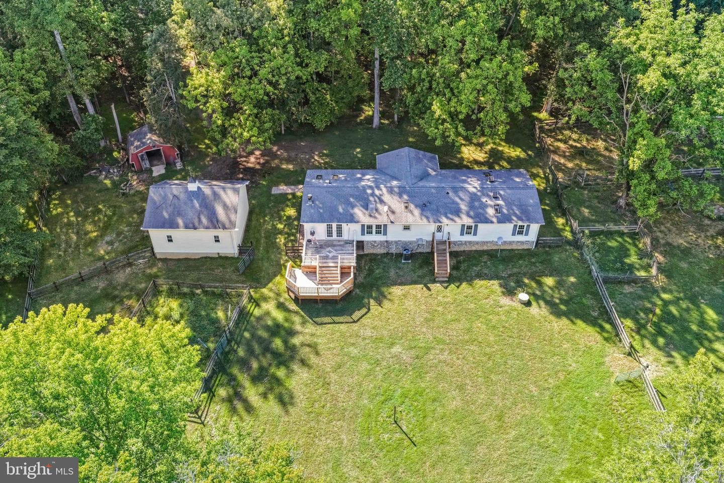 3303 Danbury Circle photo 17