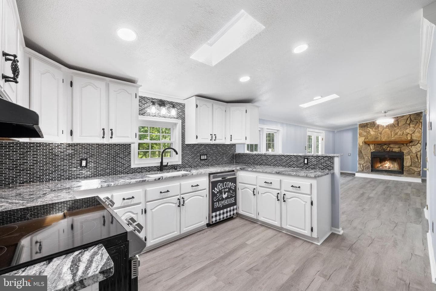 3303 Danbury Circle photo 35