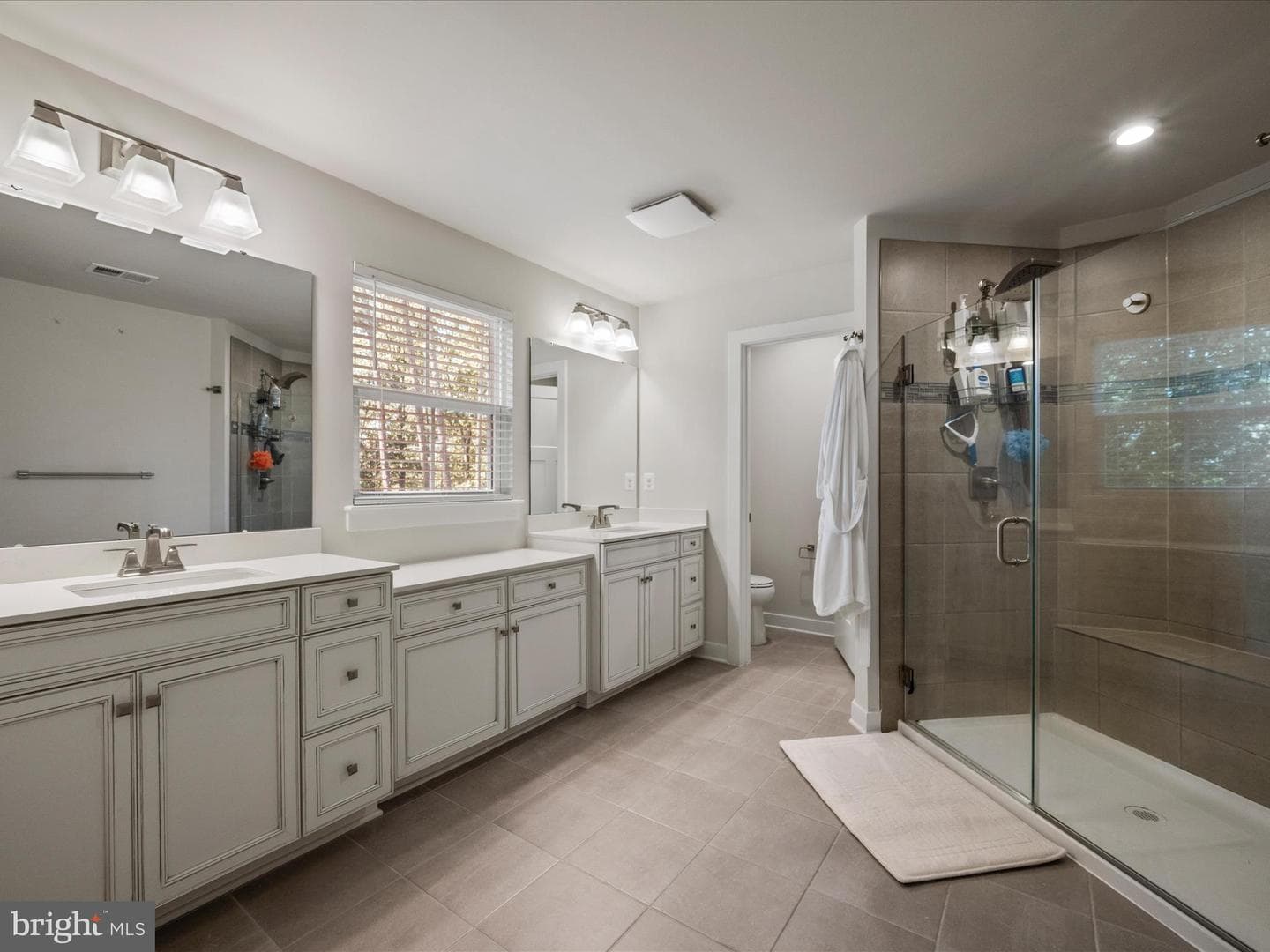 11710 Southview Court photo 47