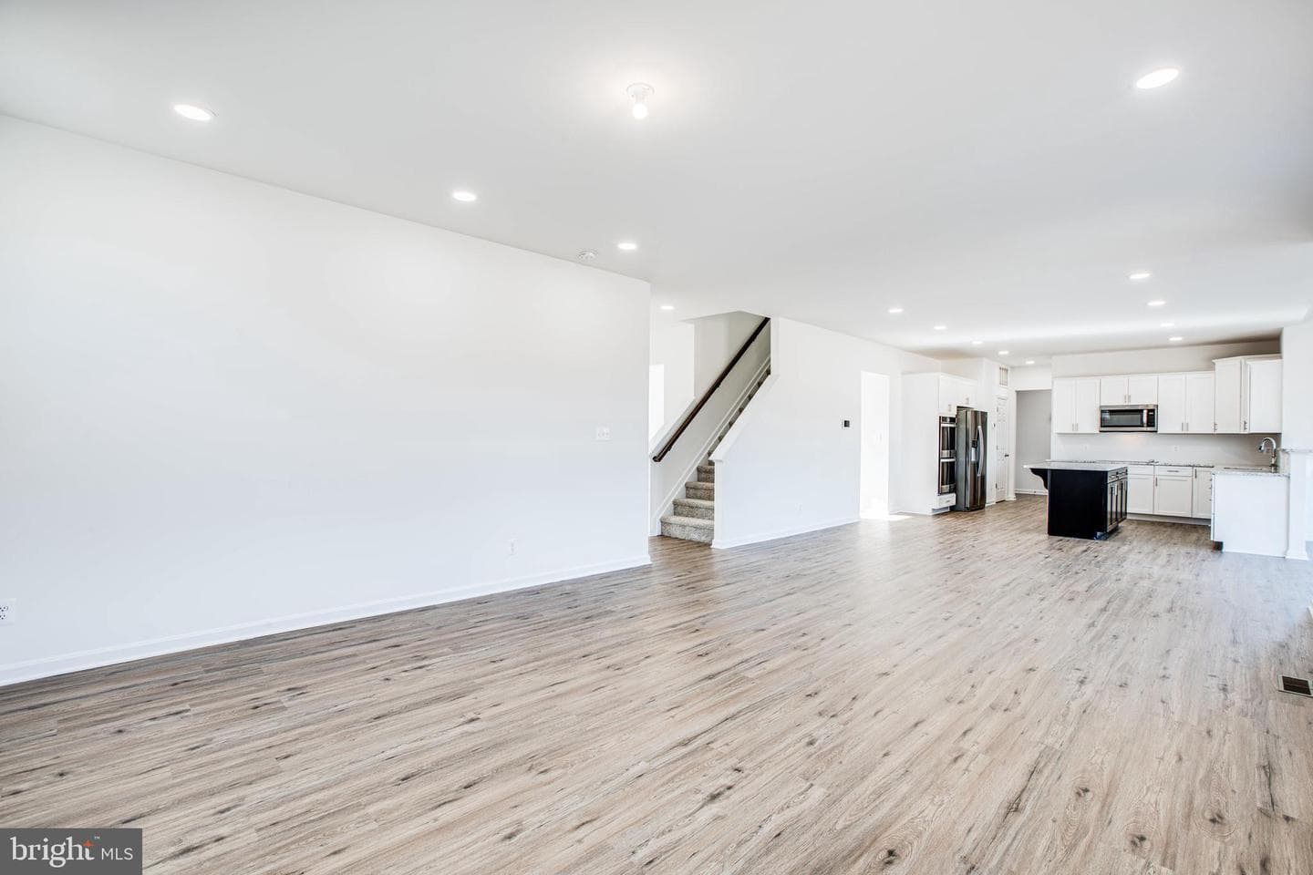 12423 Josephine Lane photo 8